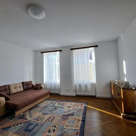 Cozy Apartment In The Heart Of Sibiu Exterior foto