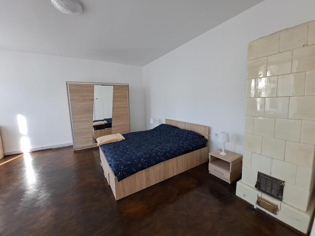 Cozy Apartment In The Heart Of Sibiu Exterior foto